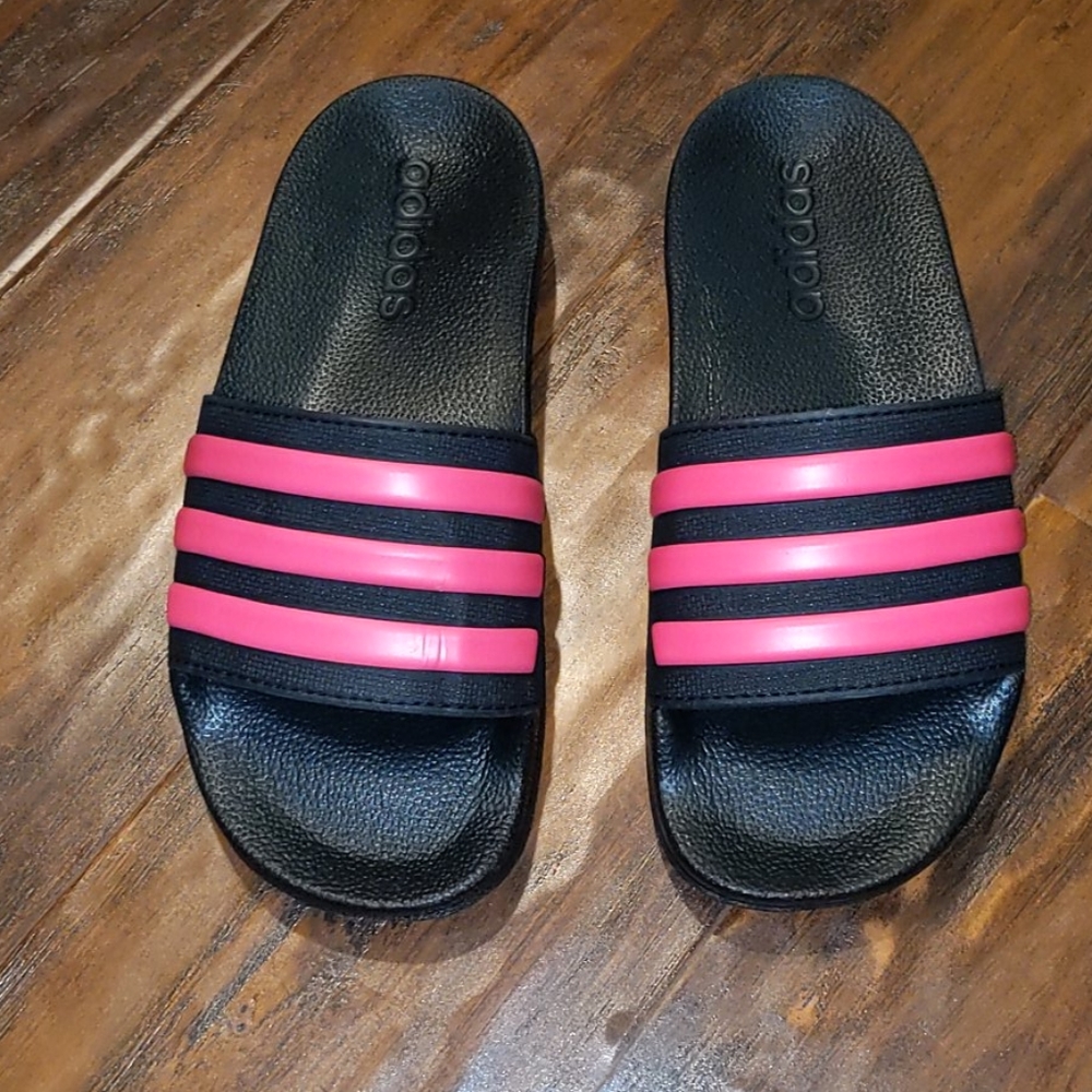 Adidas girls slides